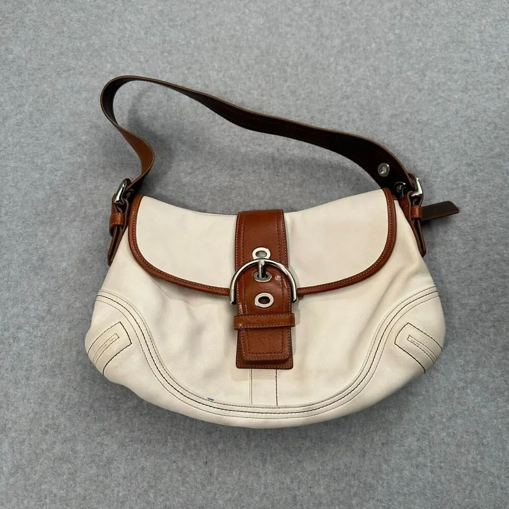 Y2K Vintage COACH Soho Flap White Brown Leather Medium Shoulder Purse Bag F10192